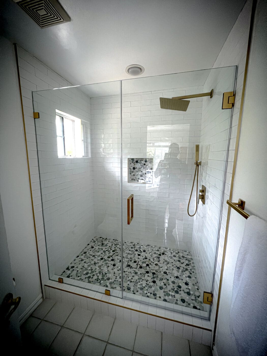 Hinged Frameless Shower Doors - Door Inline Showers