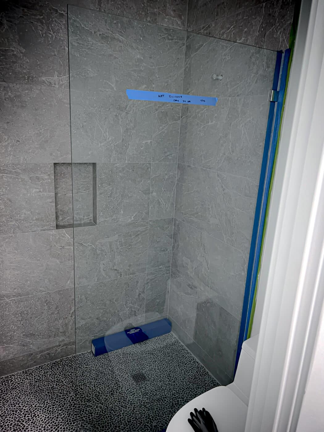 Hinged Frameless Shower Doors - Door Inline Showers