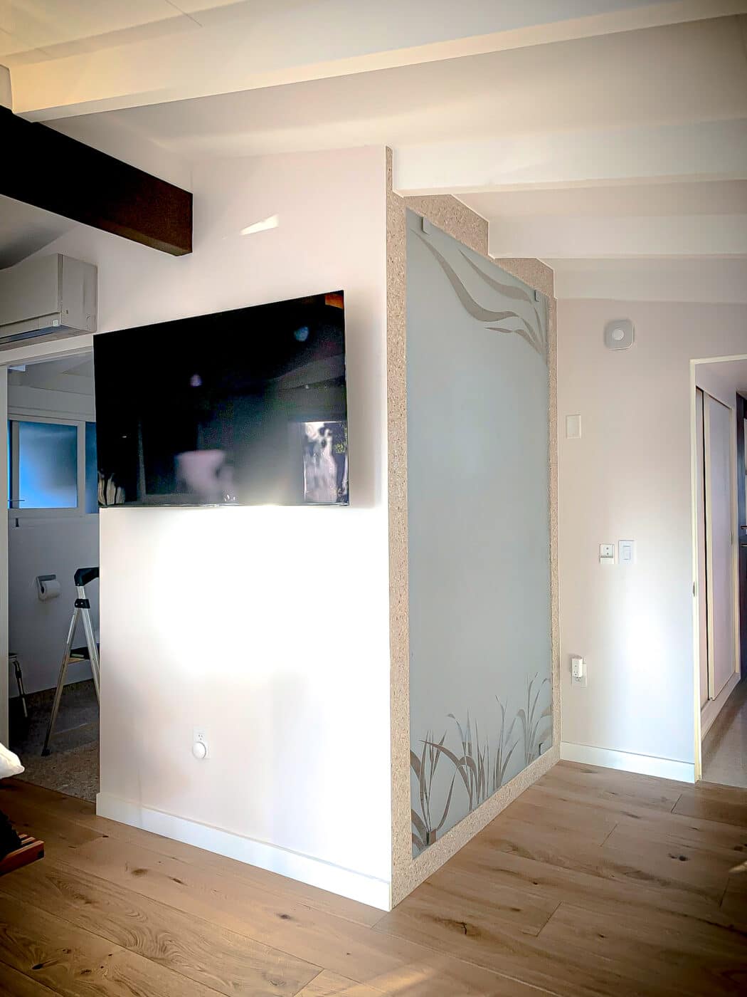 Hinged Frameless Shower Doors - Door Inline Showers