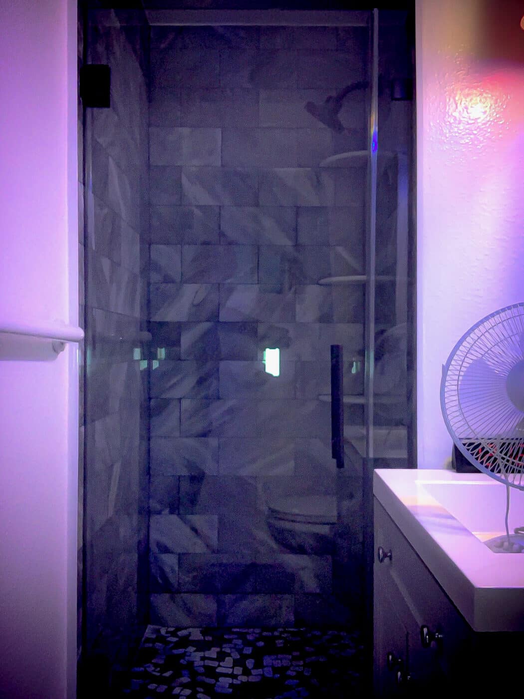 Hinged Frameless Shower Doors - Door Inline Showers