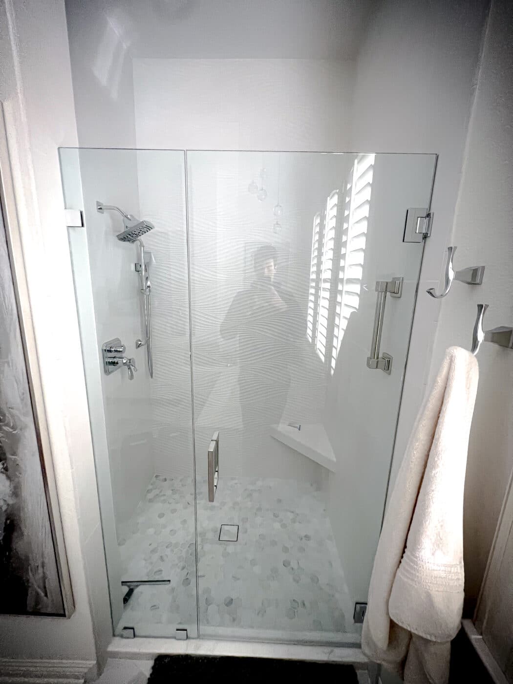 Hinged Frameless Shower Doors - Door Inline Showers