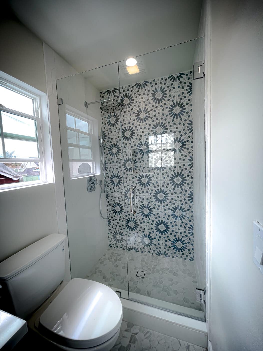 Hinged Frameless Shower Doors - Door Inline Showers