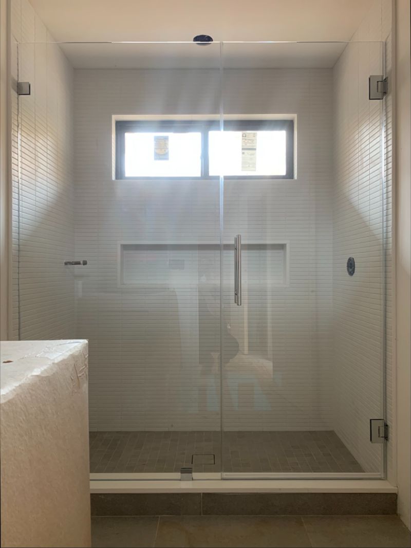 Half-inch Starphire door-and-inline shower enclosure in Encinitas