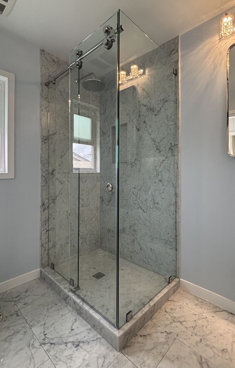 Euroglide90 corner sliding shower enclosure in Torrance
